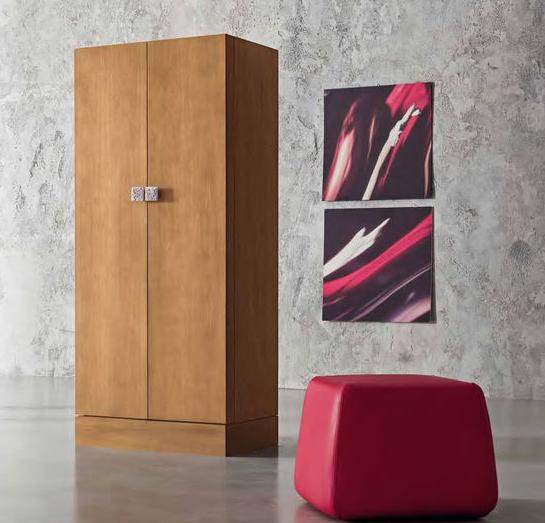 舒适温馨整体衣柜图片 演绎自在随意生活